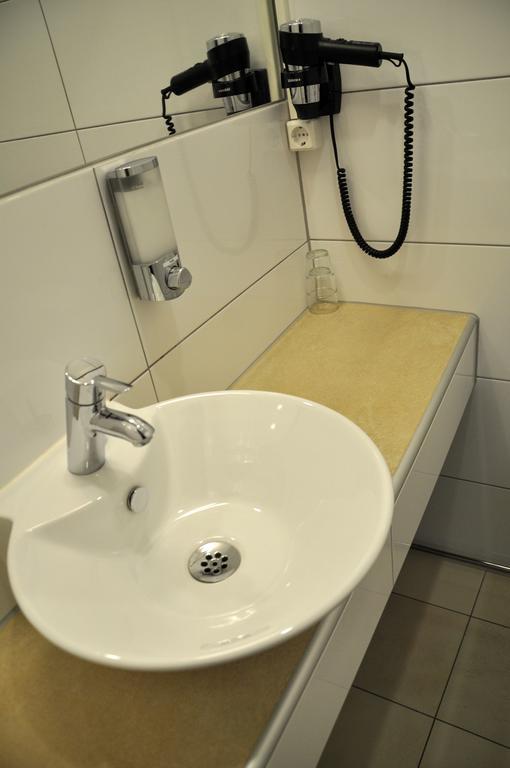 Ronneby Cityhotell エクステリア 写真