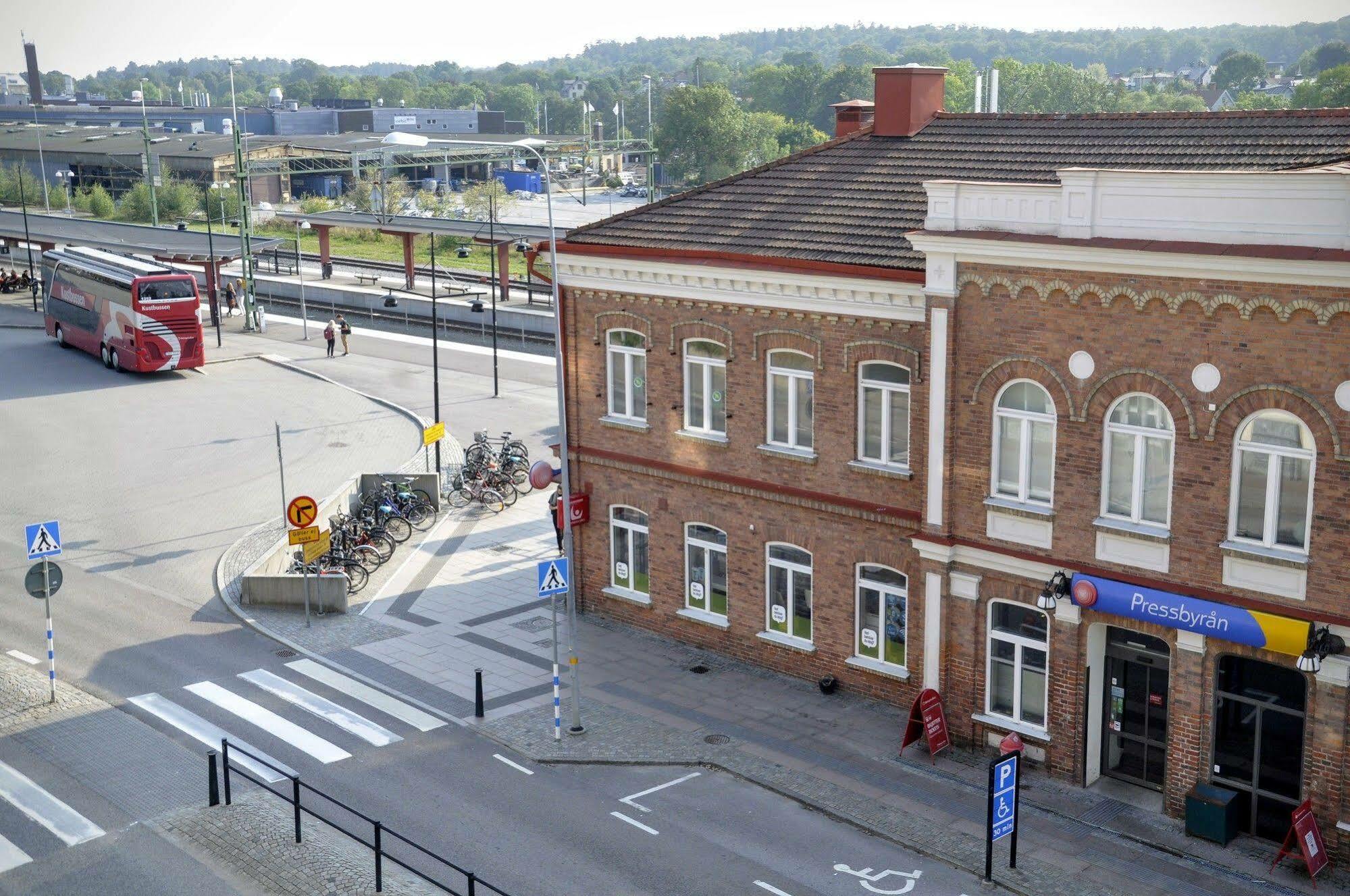 Ronneby Cityhotell エクステリア 写真